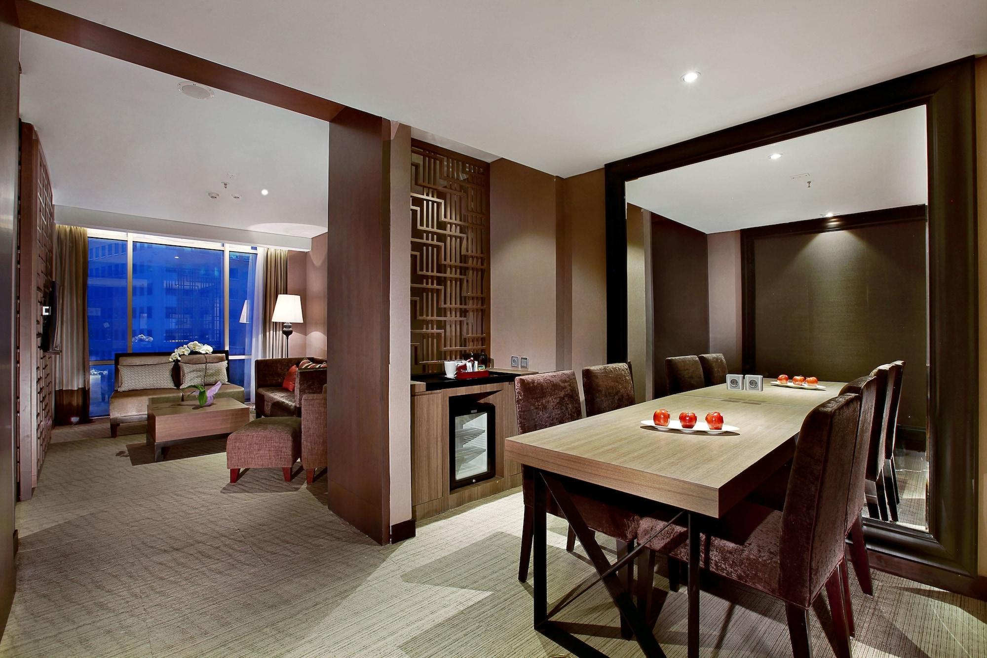 Aston Priority Simatupang Hotel And Conference Center Jakarta Eksteriør billede